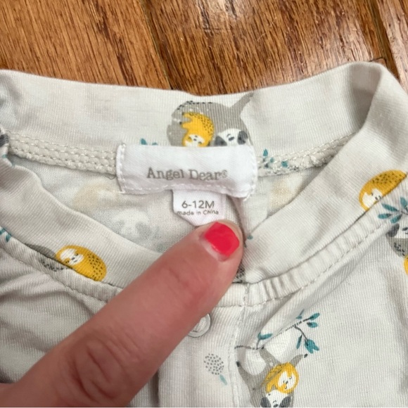 Angel Dear • Sloth Onepiece Romper • soft bamboo blend - Picture 2 of 4
